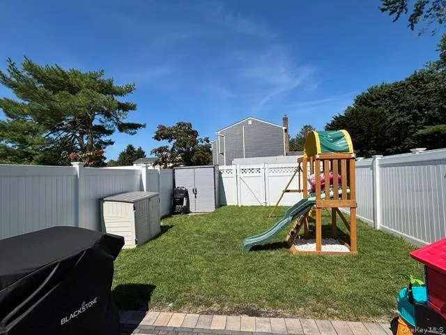 12 Federal Lane Coram, NY 11727