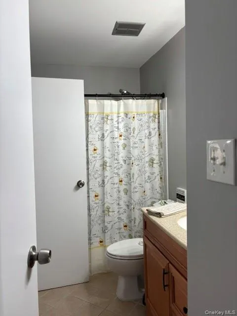 12 Federal Lane Coram, NY 11727