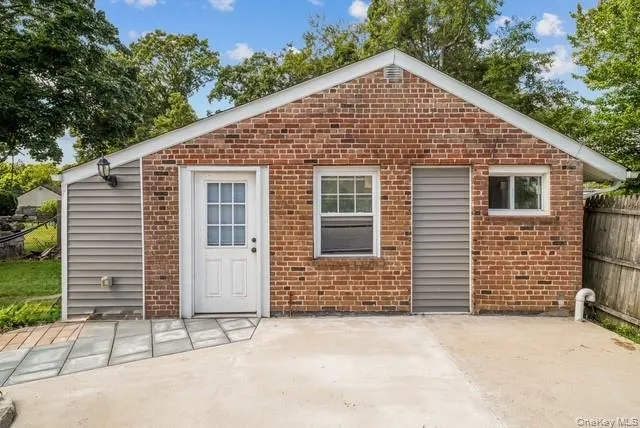 71 Bushwick Avenue Central Islip, NY 11722