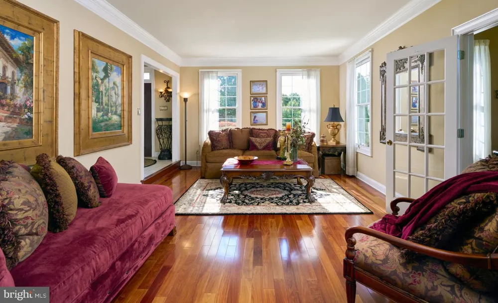 1280 TAYLOR DRIVE Langhorne, PA 19047