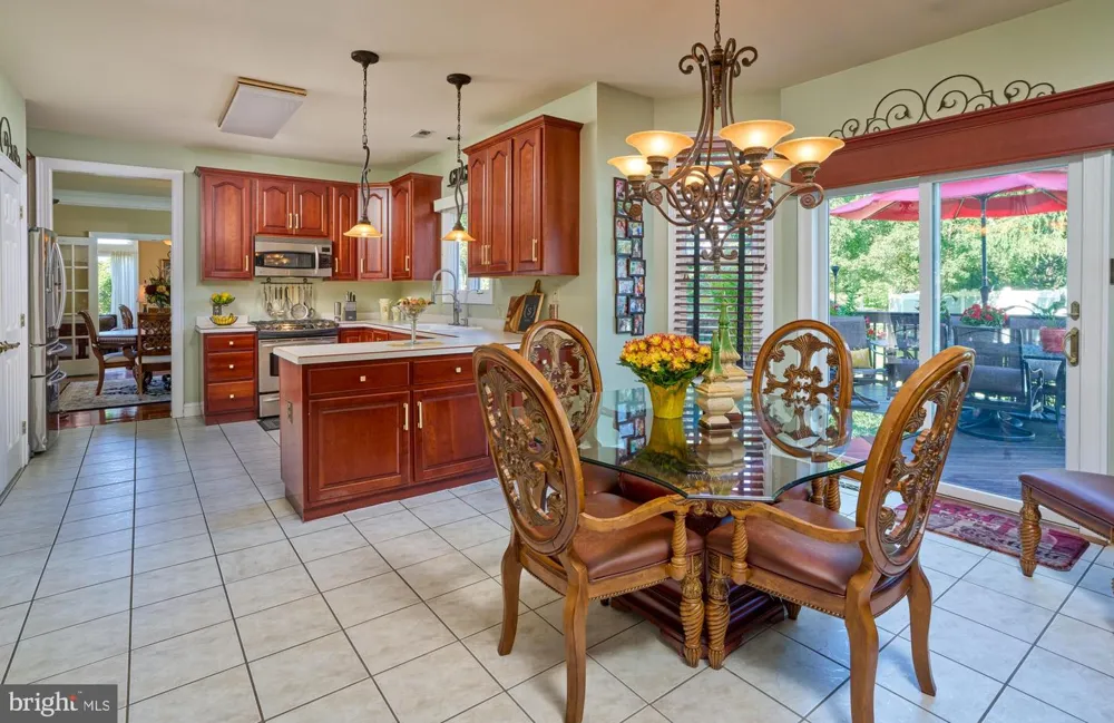 1280 TAYLOR DRIVE Langhorne, PA 19047