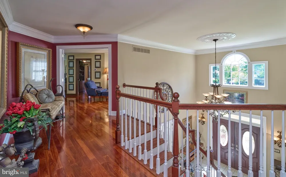 1280 TAYLOR DRIVE Langhorne, PA 19047