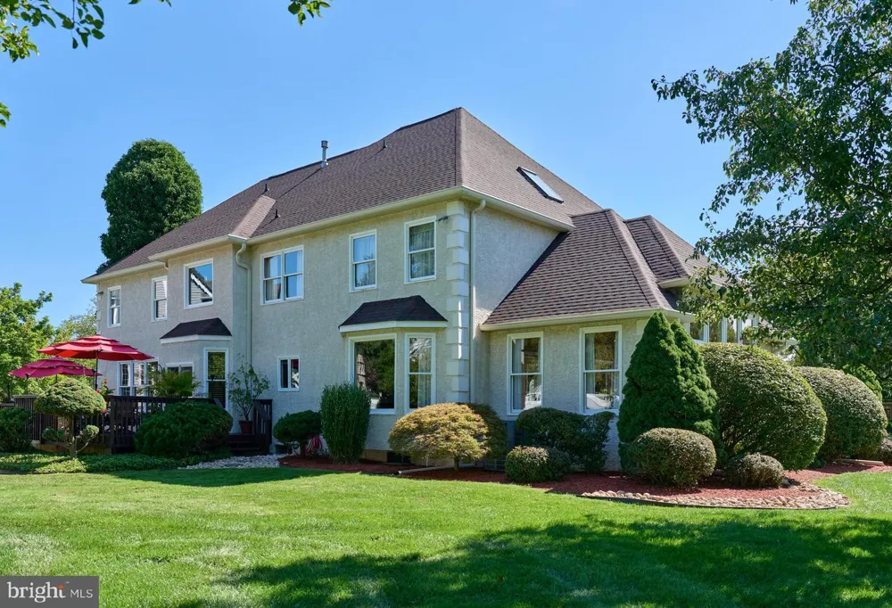 1280 TAYLOR DRIVE Langhorne, PA 19047