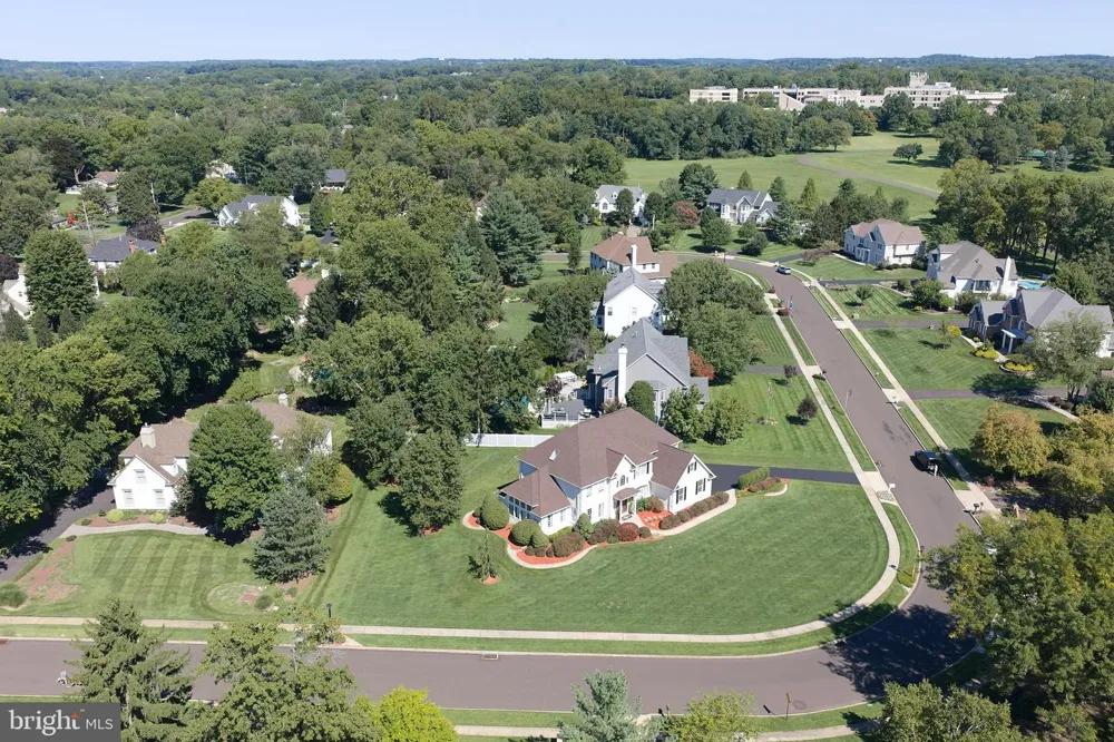 1280 TAYLOR DRIVE Langhorne, PA 19047