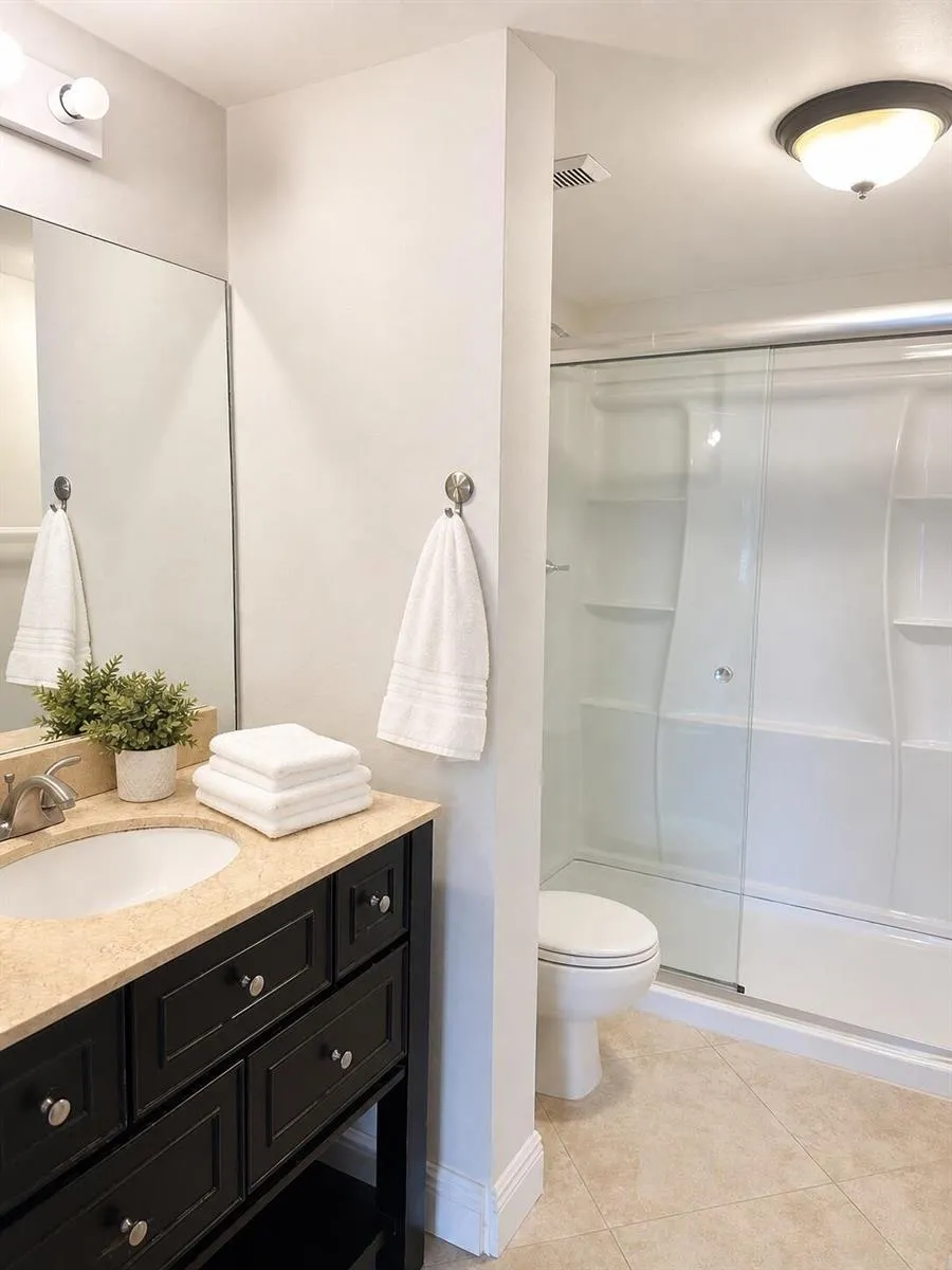 6716 Palmetto Circle S #202 Boca Raton, FL 33433