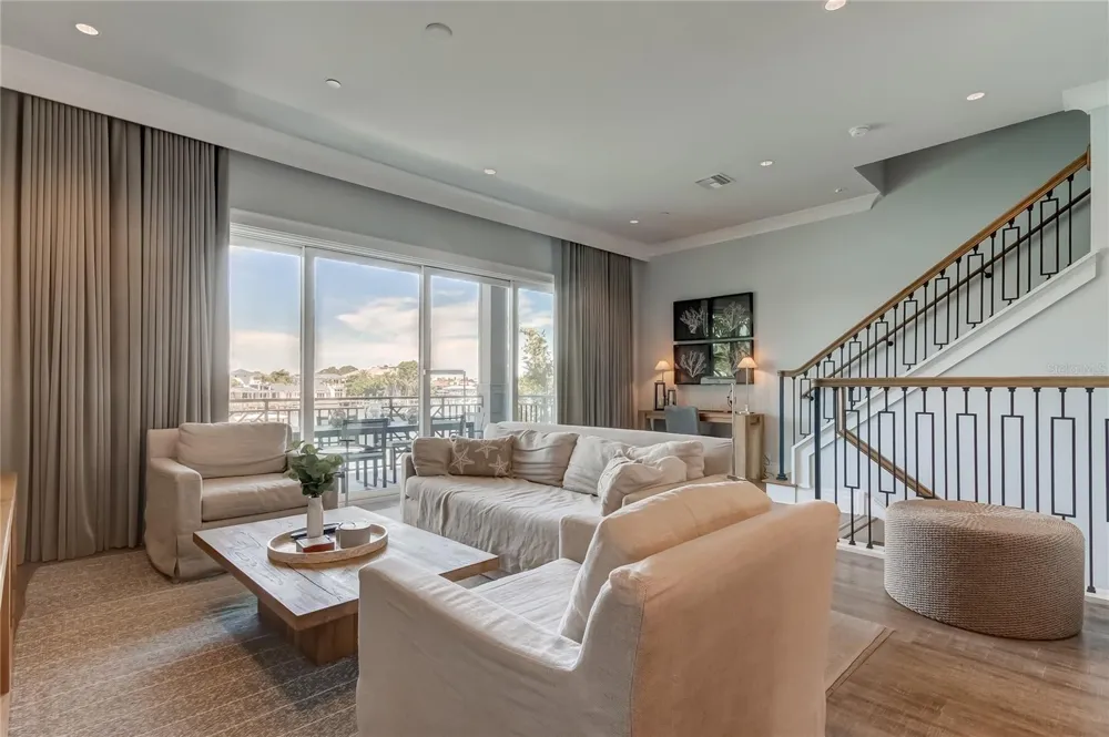 176 BRIGHTWATER DRIVE #2 Clearwater, FL 33767