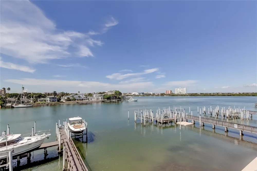 176 BRIGHTWATER DRIVE #2 Clearwater, FL 33767