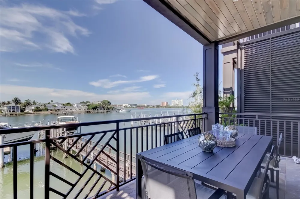 176 BRIGHTWATER DRIVE #2 Clearwater, FL 33767