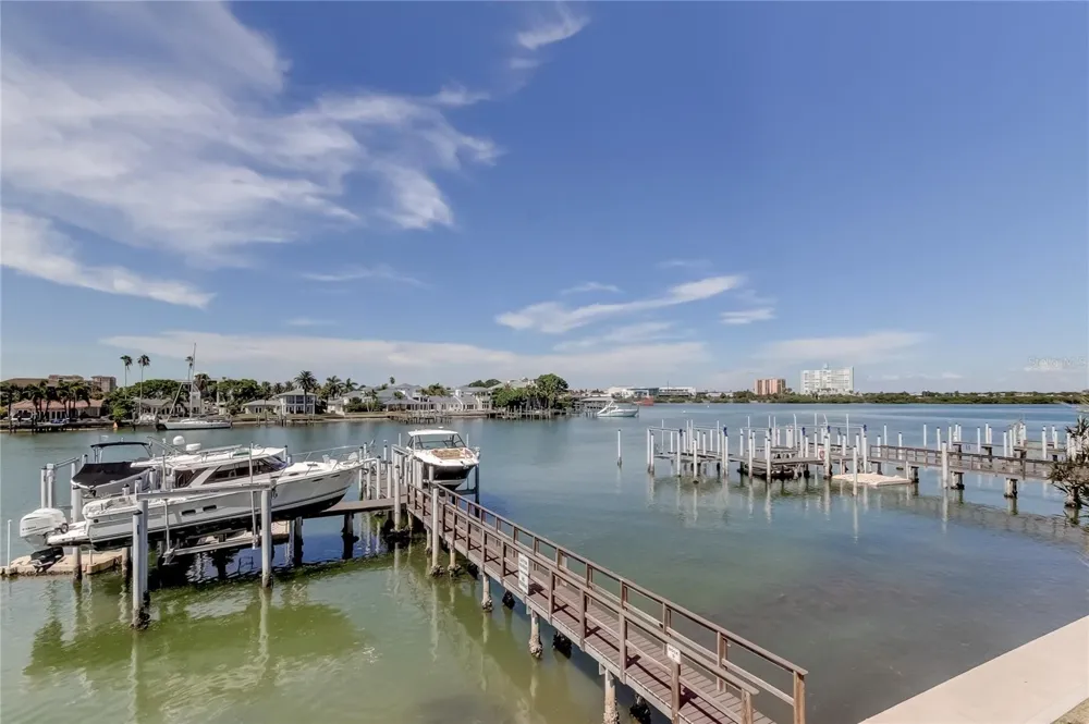 176 BRIGHTWATER DRIVE #2 Clearwater, FL 33767