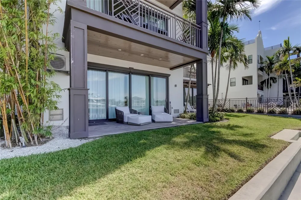 176 BRIGHTWATER DRIVE #2 Clearwater, FL 33767
