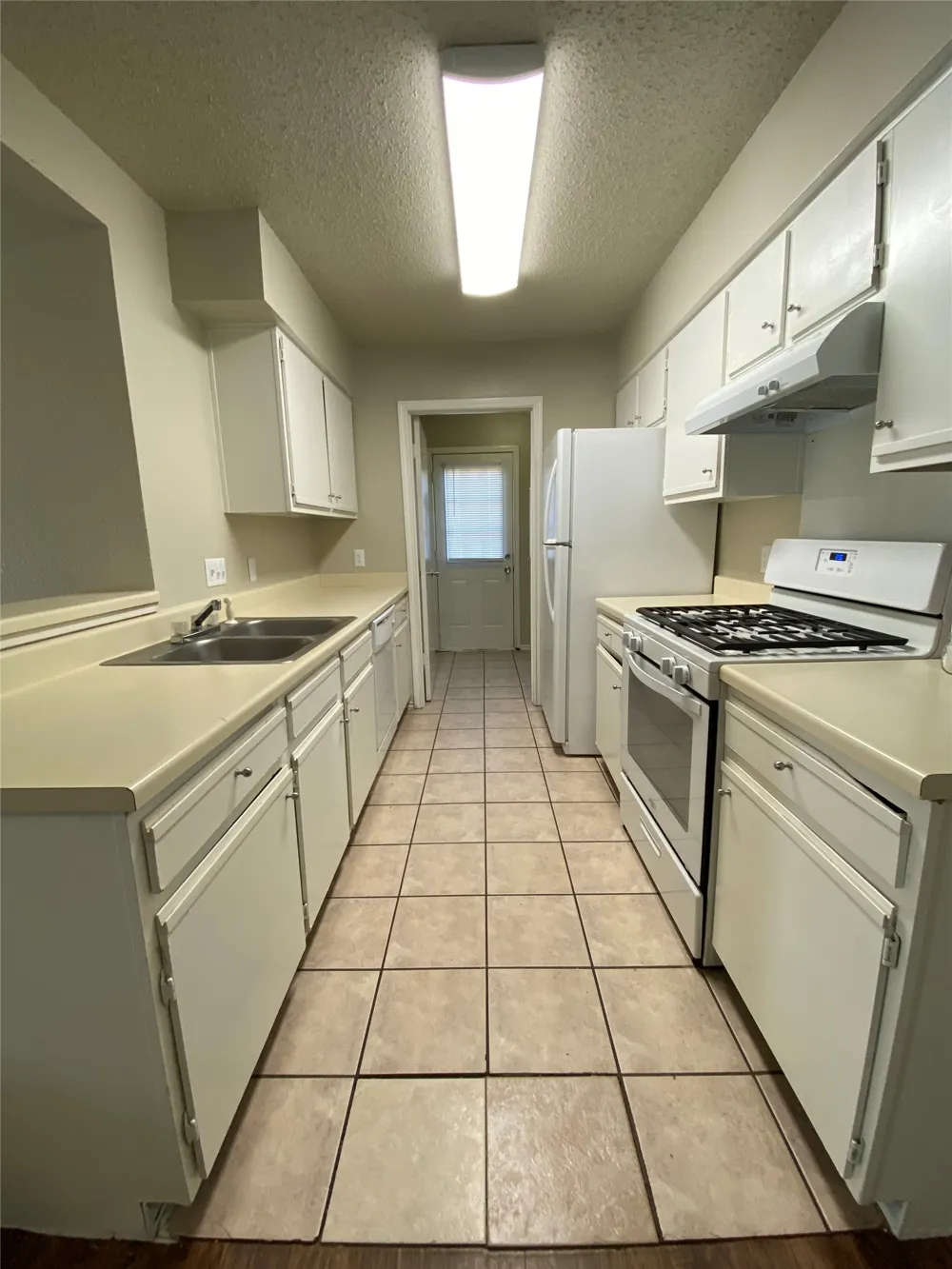 2024 Redwing Way Round Rock, TX 78664
