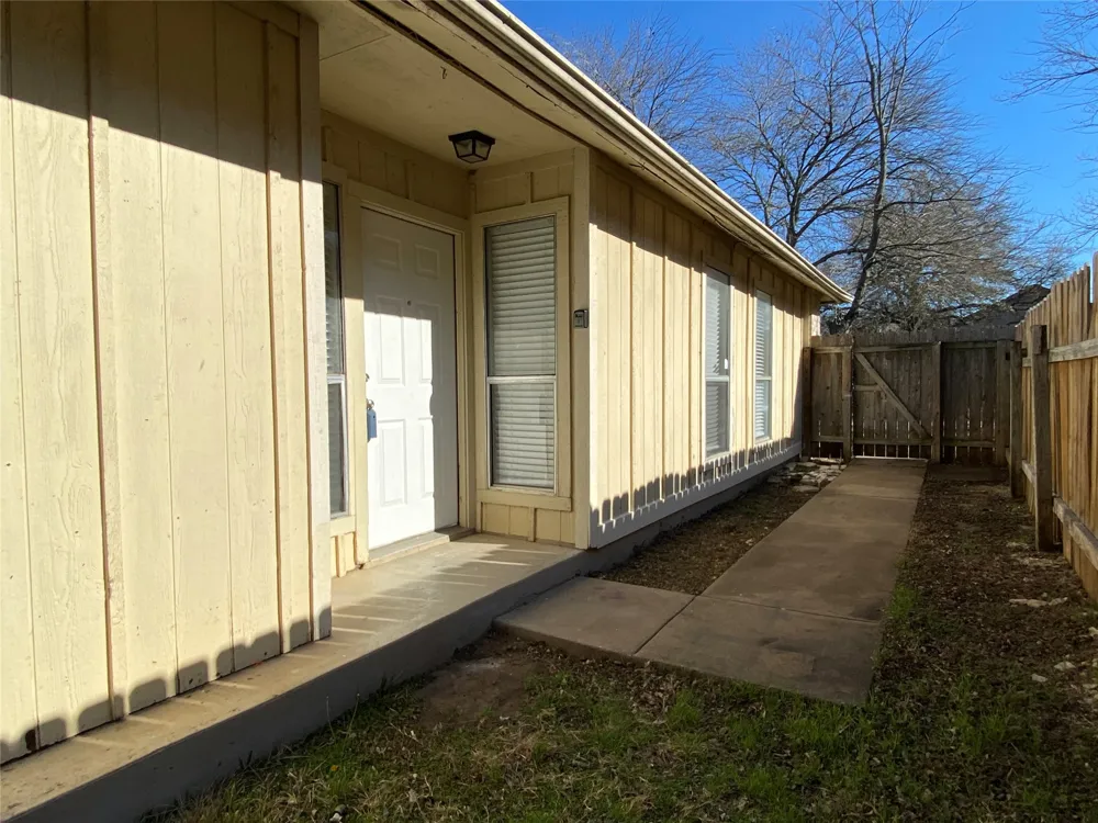 2024 Redwing Way Round Rock, TX 78664