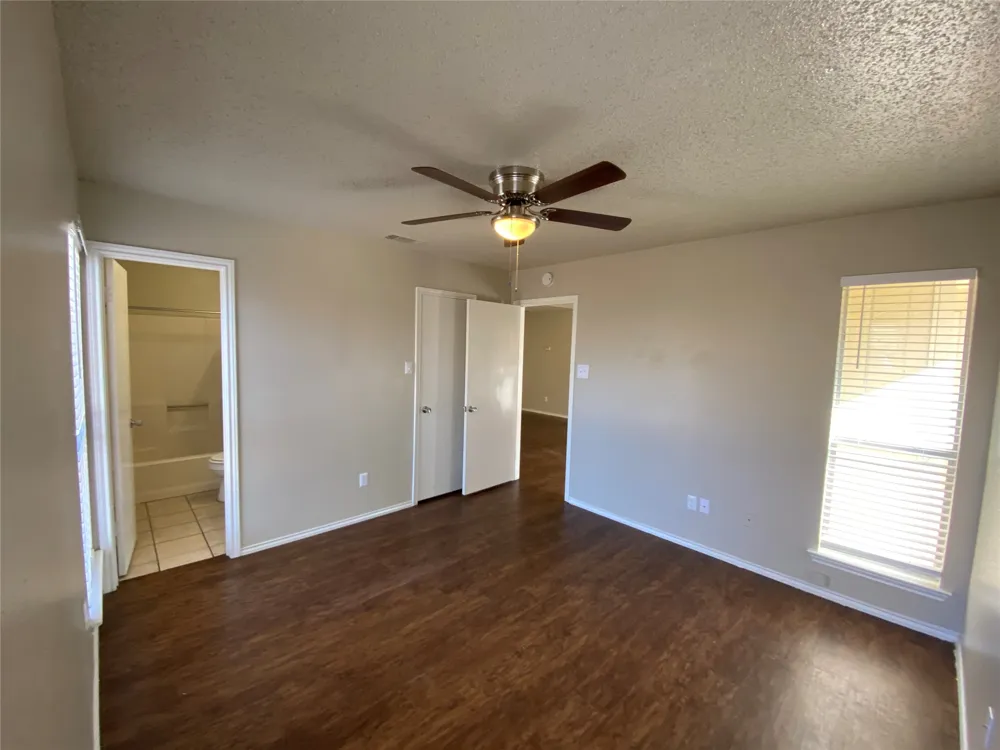 2024 Redwing Way Round Rock, TX 78664