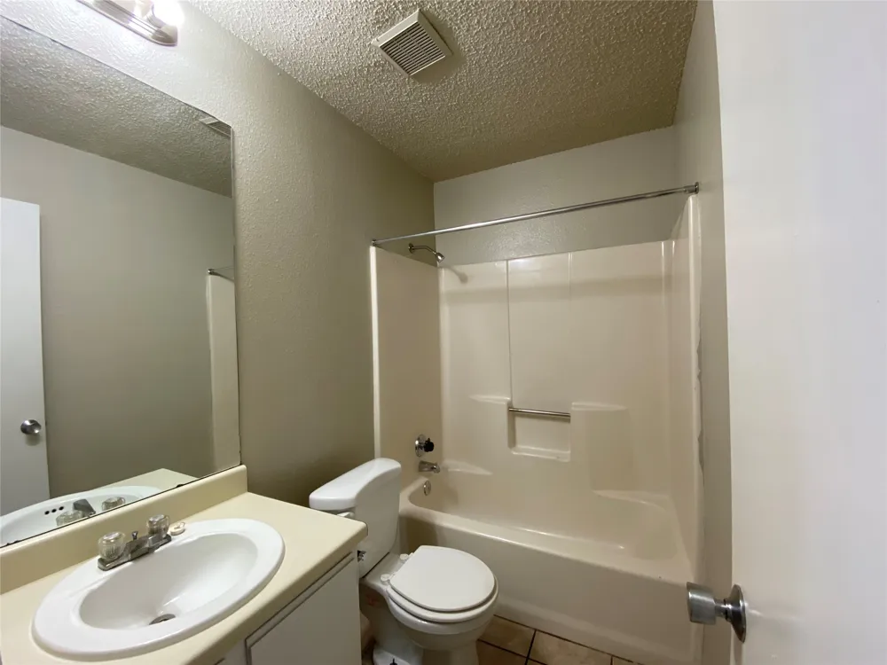 2024 Redwing Way Round Rock, TX 78664