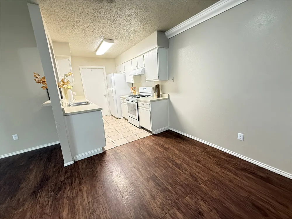 2024 Redwing Way Round Rock, TX 78664