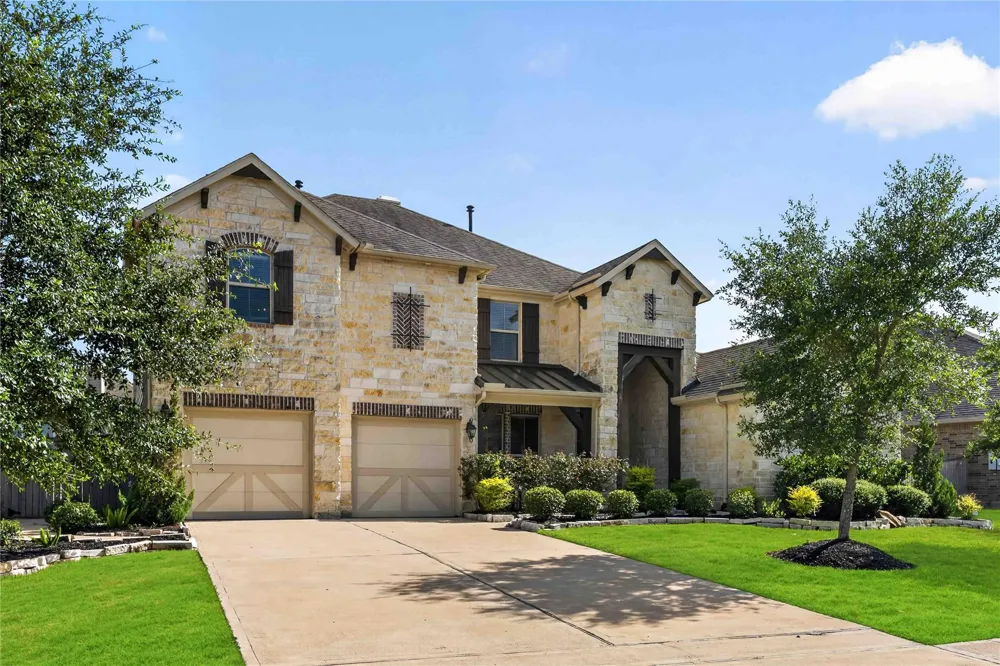 13510 Sorghum Drive Rosharon, TX 77583