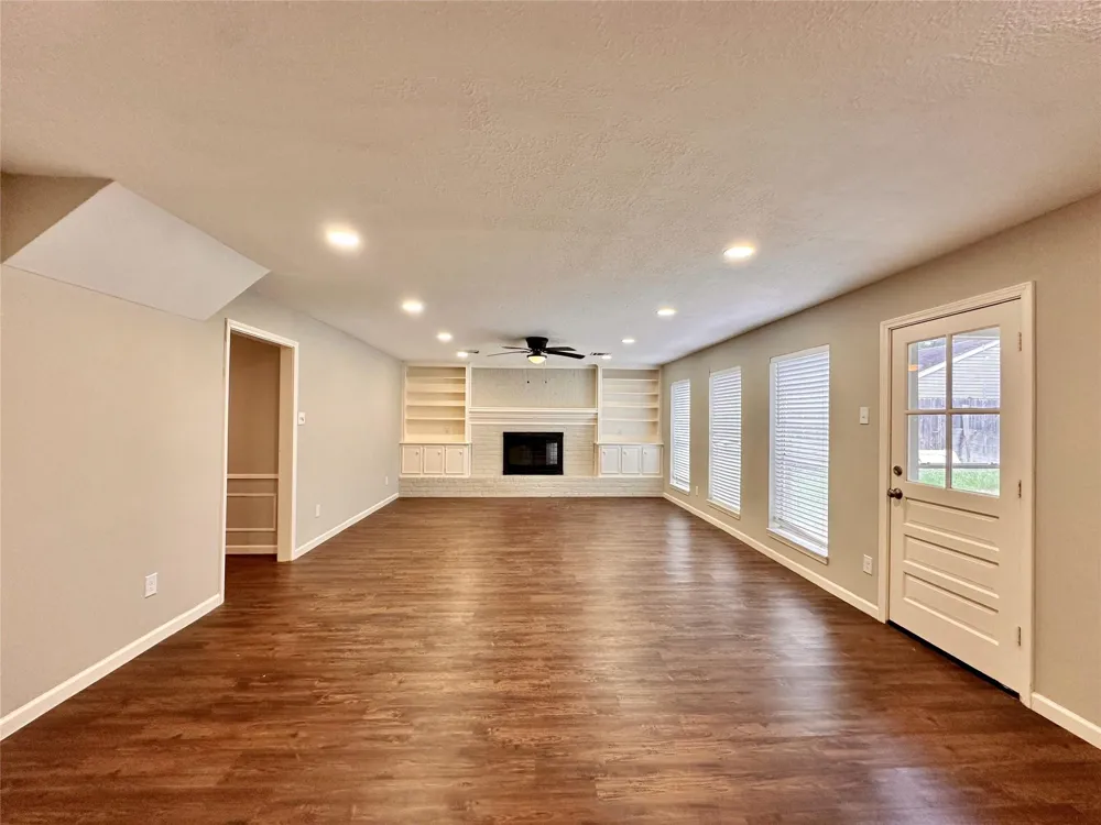 3439 Aspen Bend Drive Houston, TX 77068