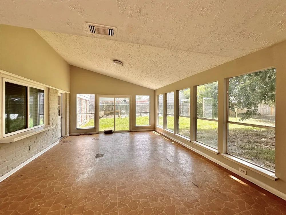 3439 Aspen Bend Drive Houston, TX 77068