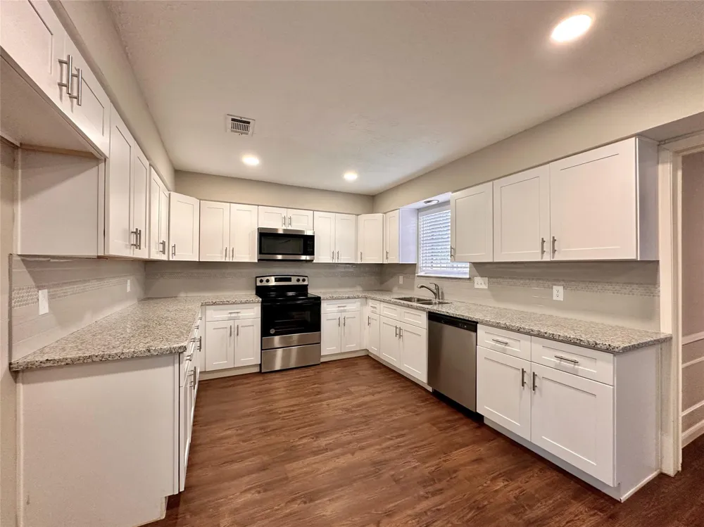 3439 Aspen Bend Drive Houston, TX 77068