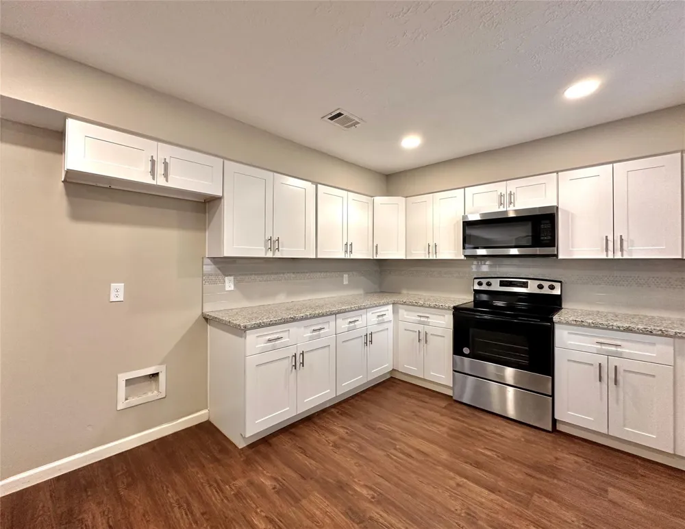 3439 Aspen Bend Drive Houston, TX 77068