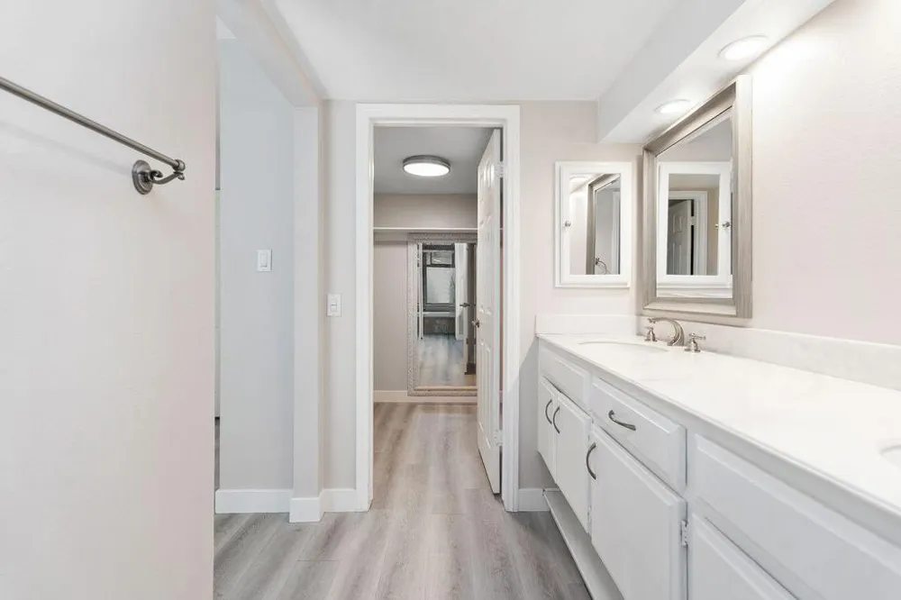 44239 Venice Court Palm Desert, CA 92260