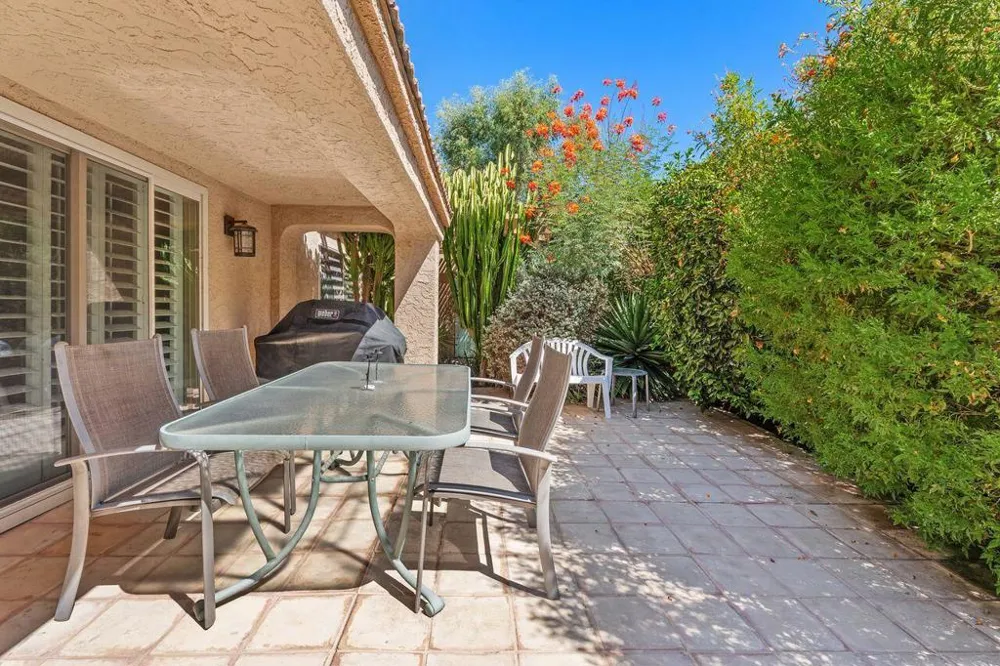 44239 Venice Court Palm Desert, CA 92260