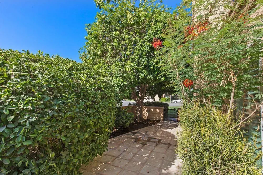 44239 Venice Court Palm Desert, CA 92260