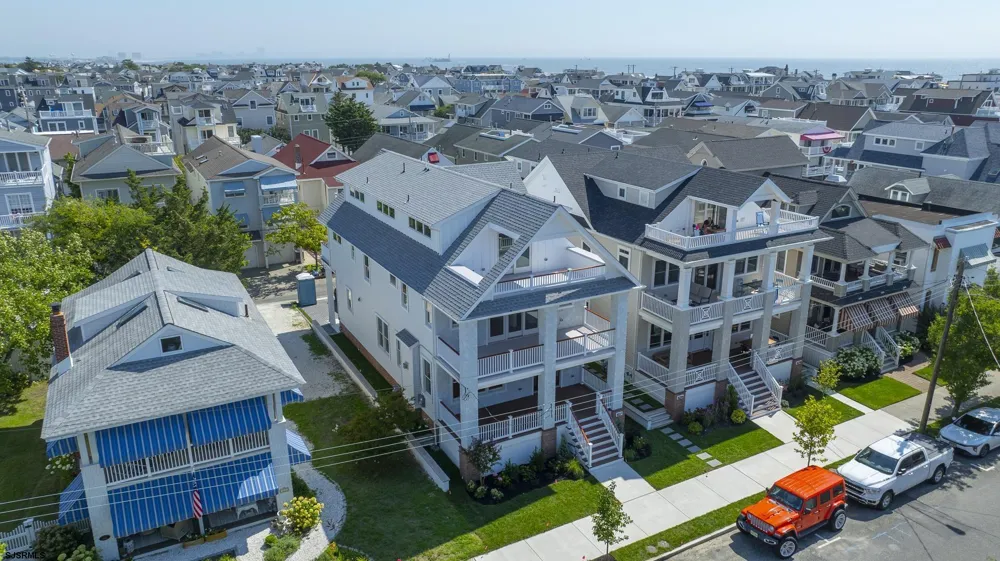827 Saint Charles Pl Ocean City, NJ 08226