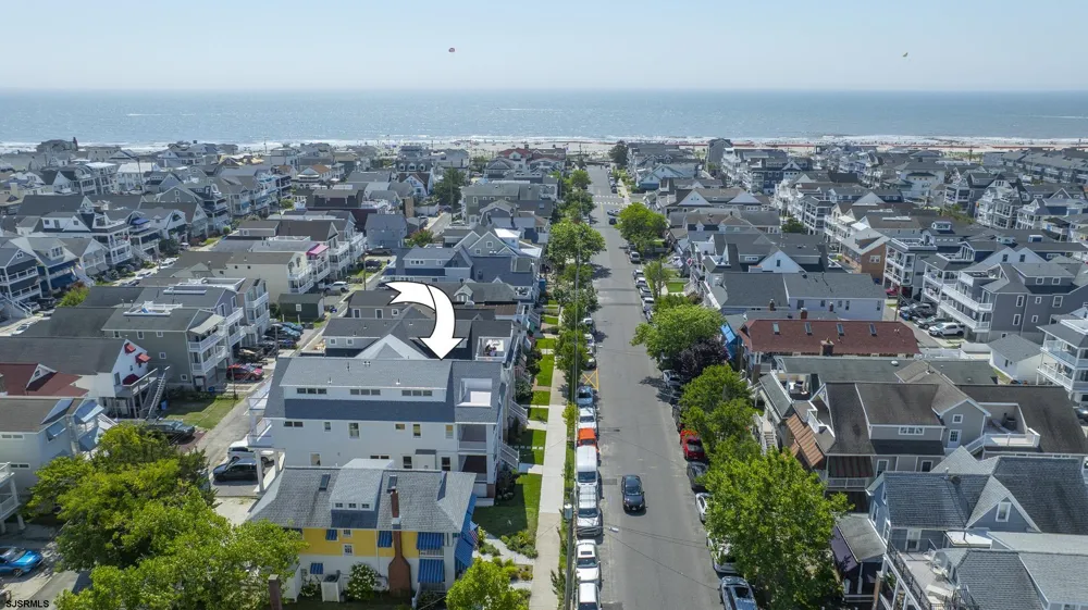 827 Saint Charles Pl Ocean City, NJ 08226