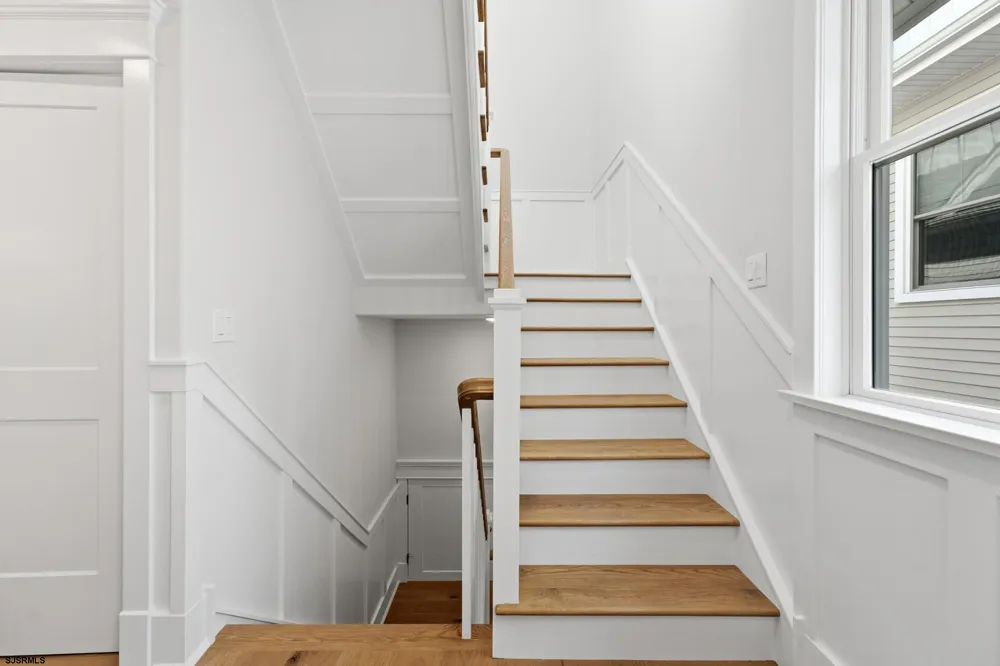 827 Saint Charles Pl Ocean City, NJ 08226