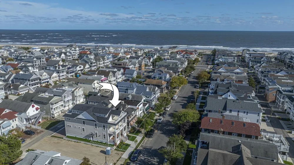 827 Saint Charles Pl Ocean City, NJ 08226