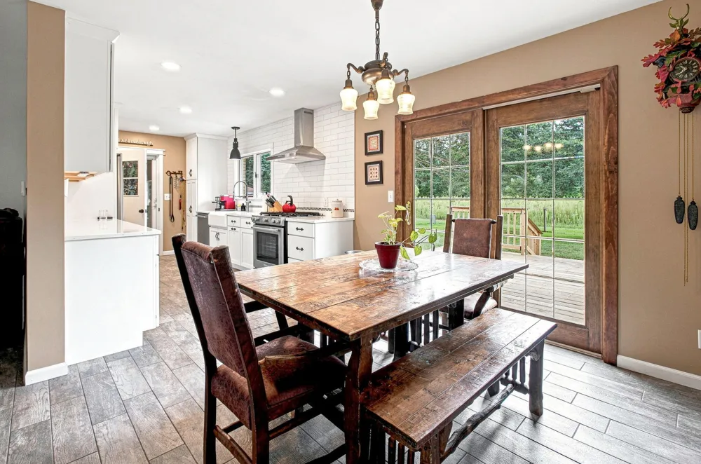 9557 Cleveland Avenue Baroda Township, MI 49101