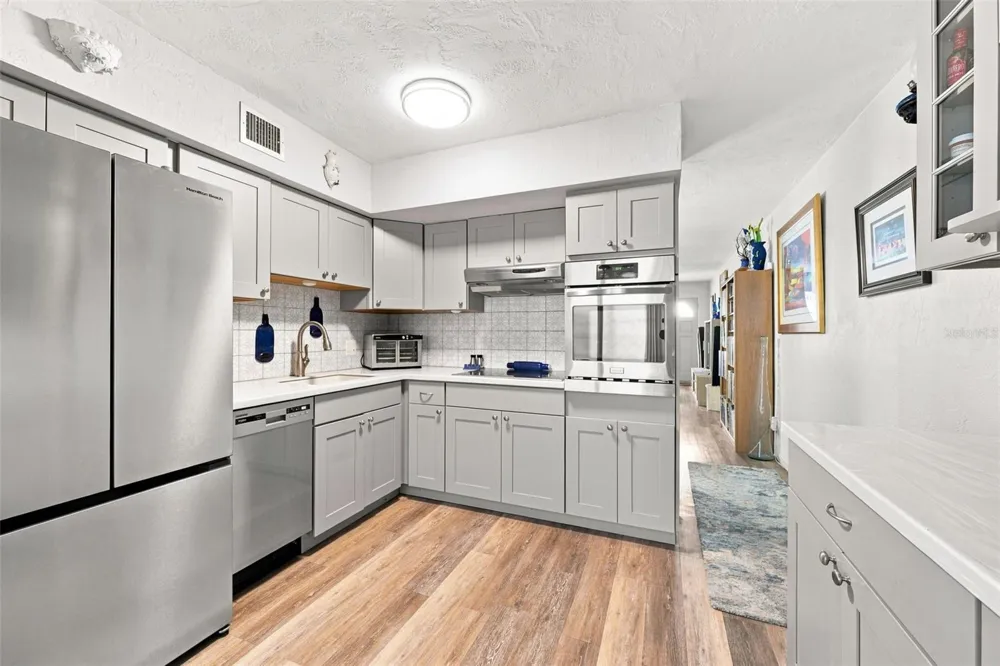 4300 58TH STREET #1817 Kenneth City, FL 33709