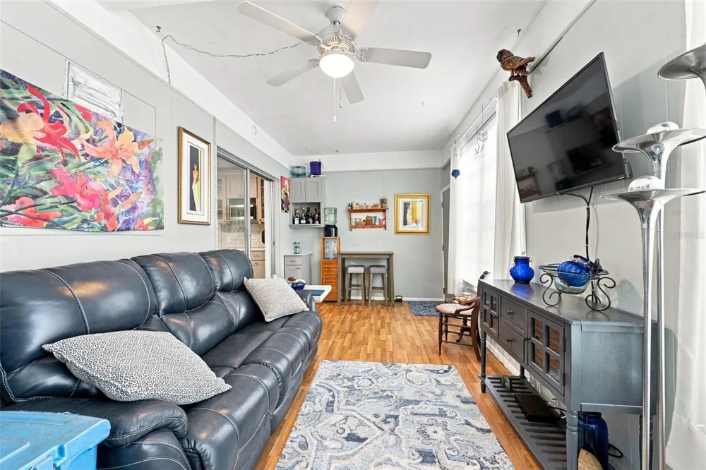 4300 58TH STREET #1817 Kenneth City, FL 33709