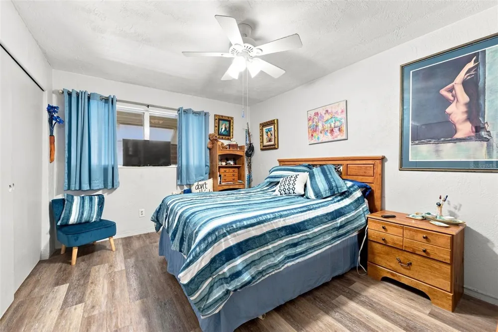 4300 58TH STREET #1817 Kenneth City, FL 33709