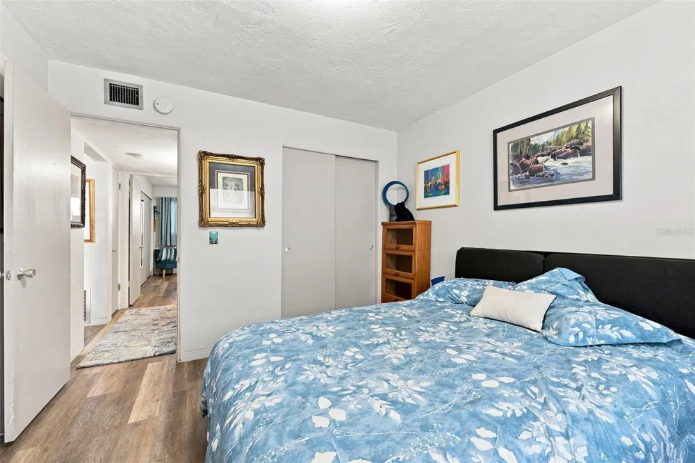 4300 58TH STREET #1817 Kenneth City, FL 33709