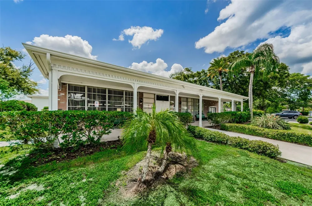 4300 58TH STREET #1817 Kenneth City, FL 33709