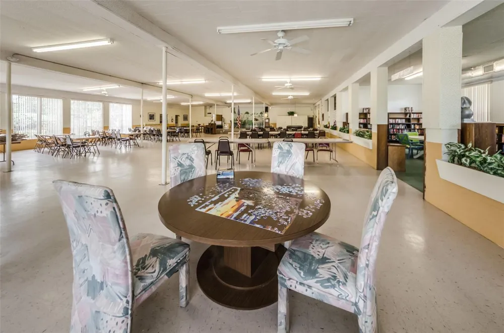 4300 58TH STREET #1817 Kenneth City, FL 33709