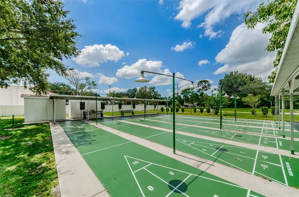 4300 58TH STREET #1817 Kenneth City, FL 33709