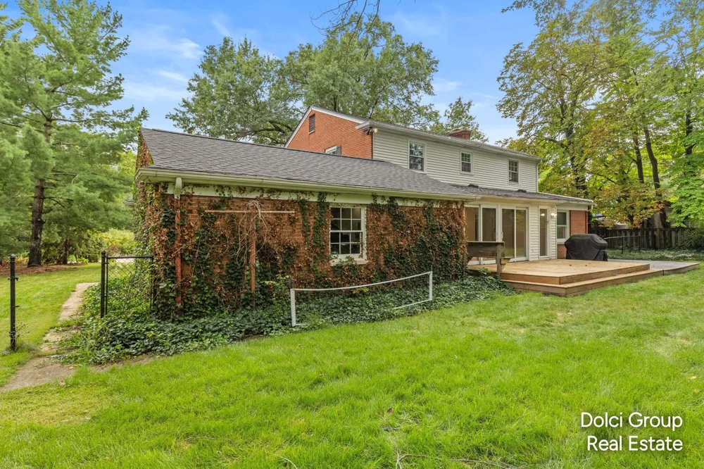 2115 Romence Street NE Grand Rapids, MI 49503