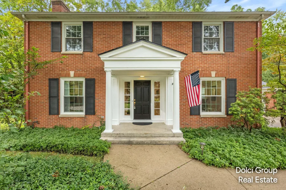 2115 Romence Street NE Grand Rapids, MI 49503