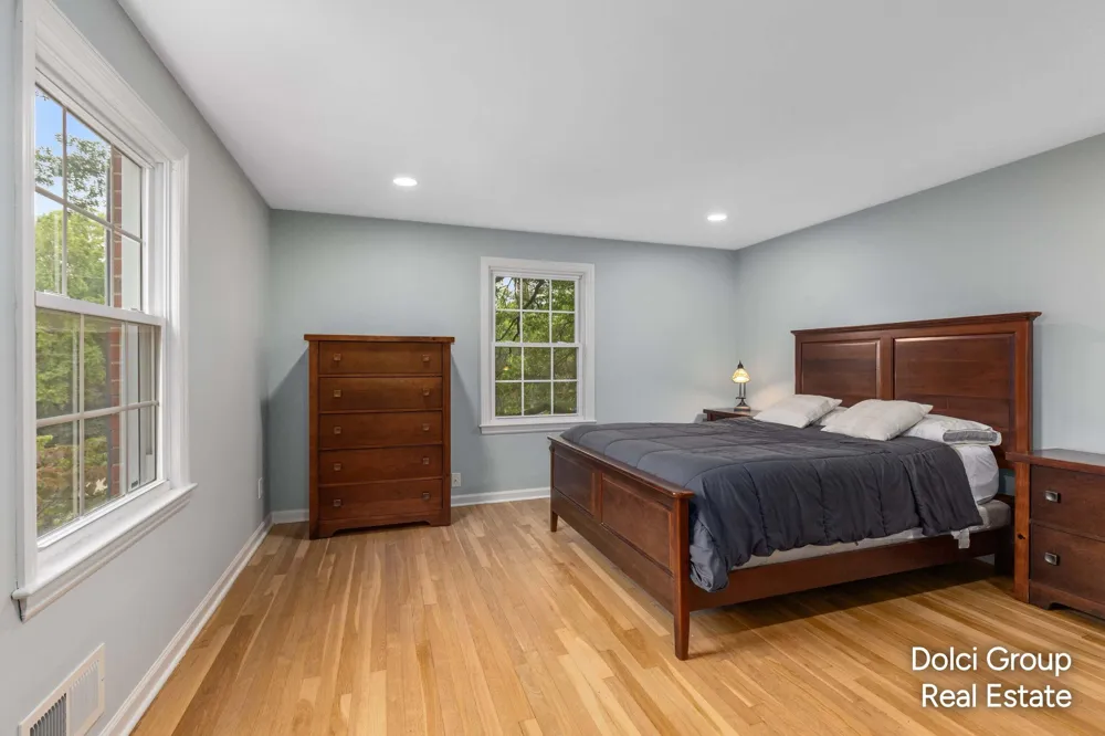 2115 Romence Street NE Grand Rapids, MI 49503