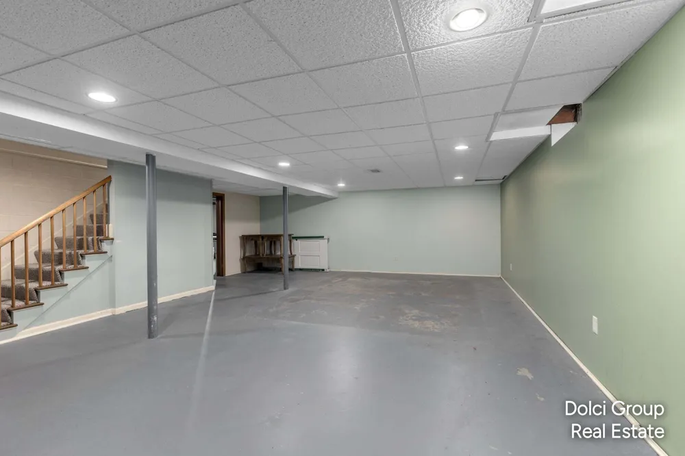 2115 Romence Street NE Grand Rapids, MI 49503