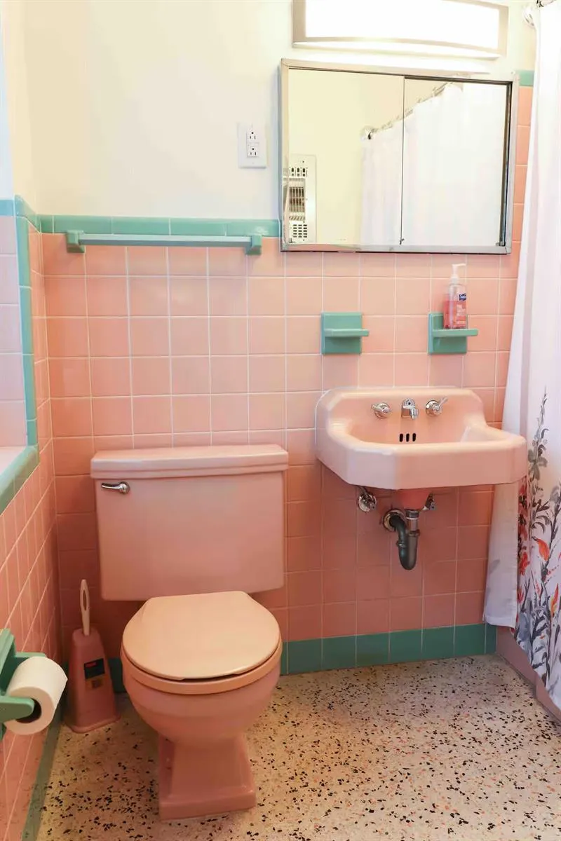 2355 NE 4TH STREET Pompano Beach, FL 33062