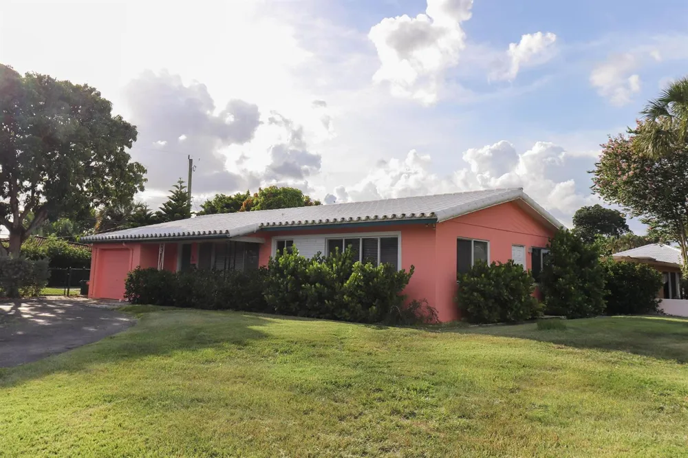 2355 NE 4TH STREET Pompano Beach, FL 33062