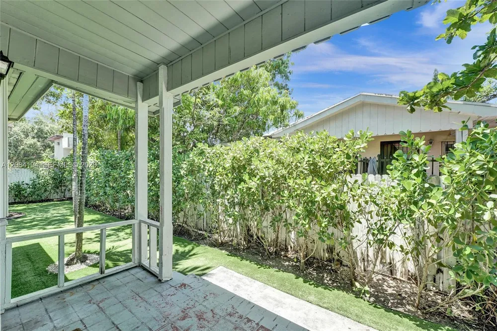 7520 NE 3rd Ave #A Miami, FL 33138