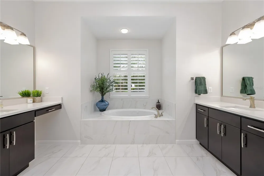 114 IVYDALE MANOR DRIVE Deland, FL 32724