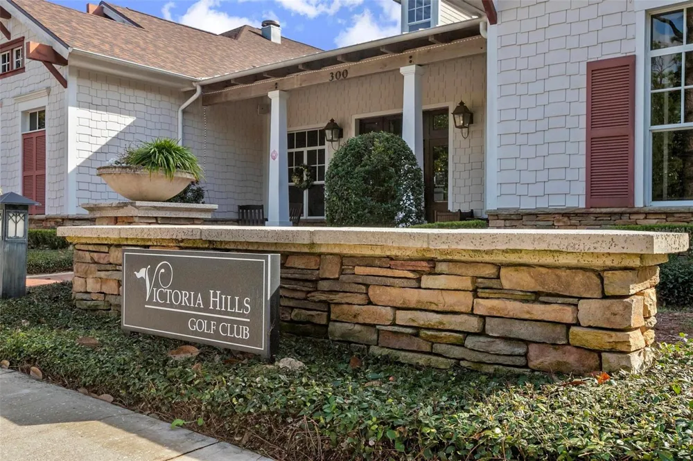 114 IVYDALE MANOR DRIVE Deland, FL 32724