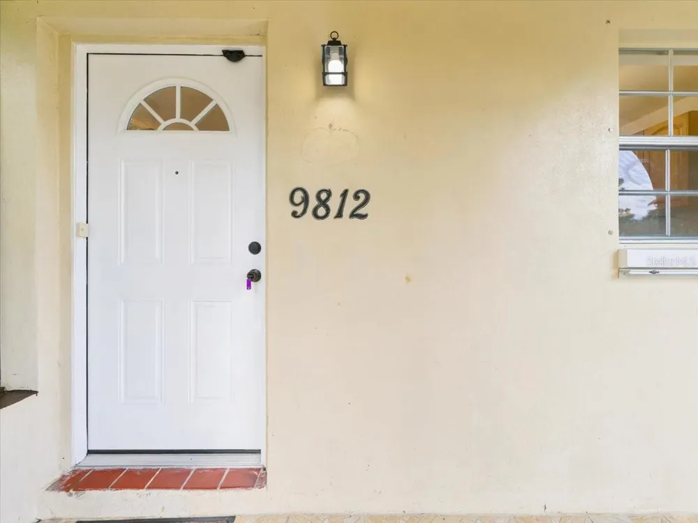9812 85TH WAY Seminole, FL 33777