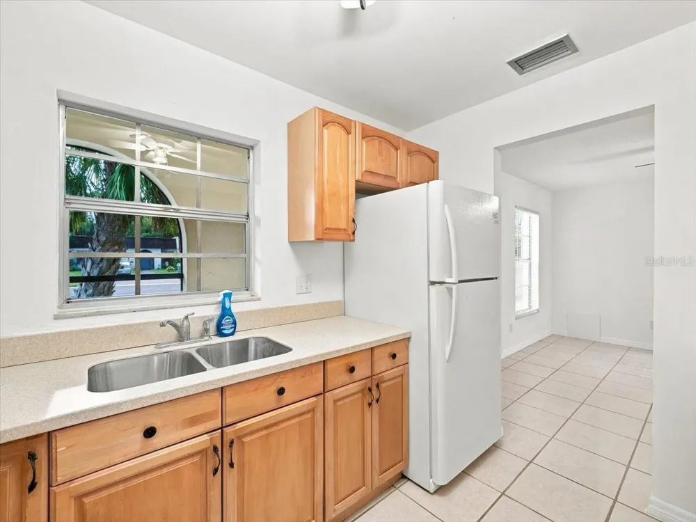 9812 85TH WAY Seminole, FL 33777